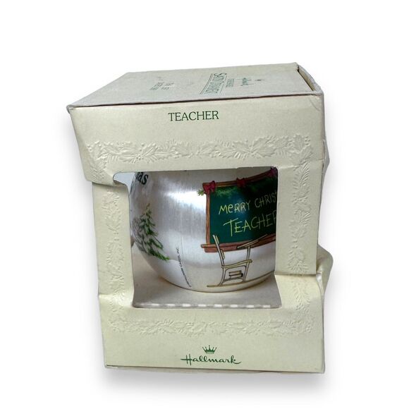 Hallmark Satin Ornament Teacher Dated 1980 Vintage Unbreakable Round Christmas - Picture 14 of 15